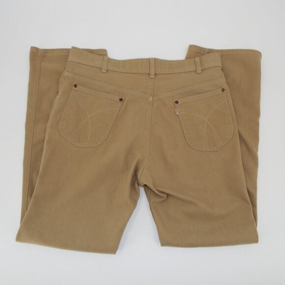 Vintage Levis Jeans - Picture 3 of 10